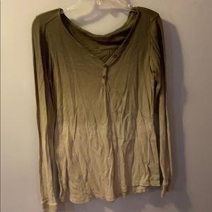 Long sleeve hooded shirt